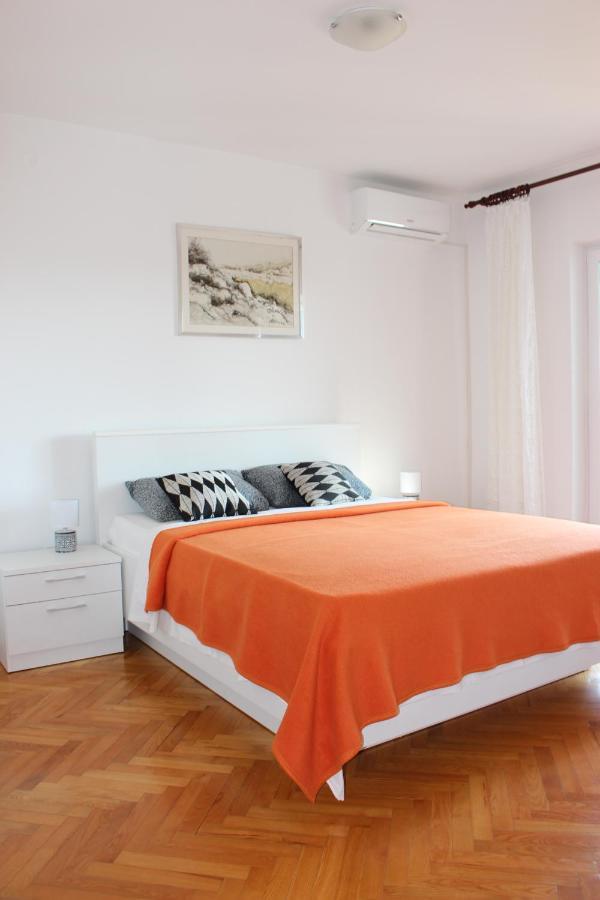 Apartmani Mia Jadranovo Exterior photo